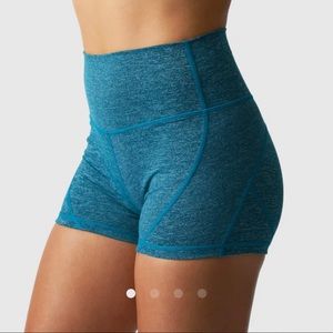 Born primitive shorts